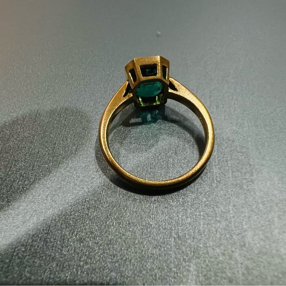 Top Quality 1.70ct Zambian Emerald Ring | Vivid Green | 18k Gold | Size 5.5 - Picture 6 of 6